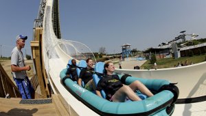 Водяная горка Verruckt в аквапарке Schlitterbahn в городе Канзас-Сити. Архивное фото