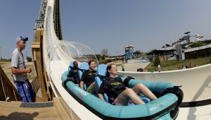 Водяная горка Verruckt в аквапарке Schlitterbahn в городе Канзас-Сити. Архивное фото